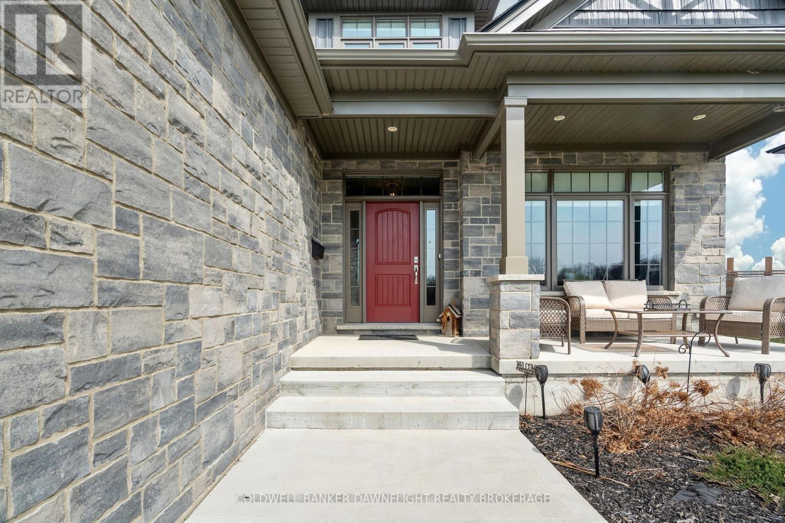 Photo 2 of 50 for 303 Hazelton Lane