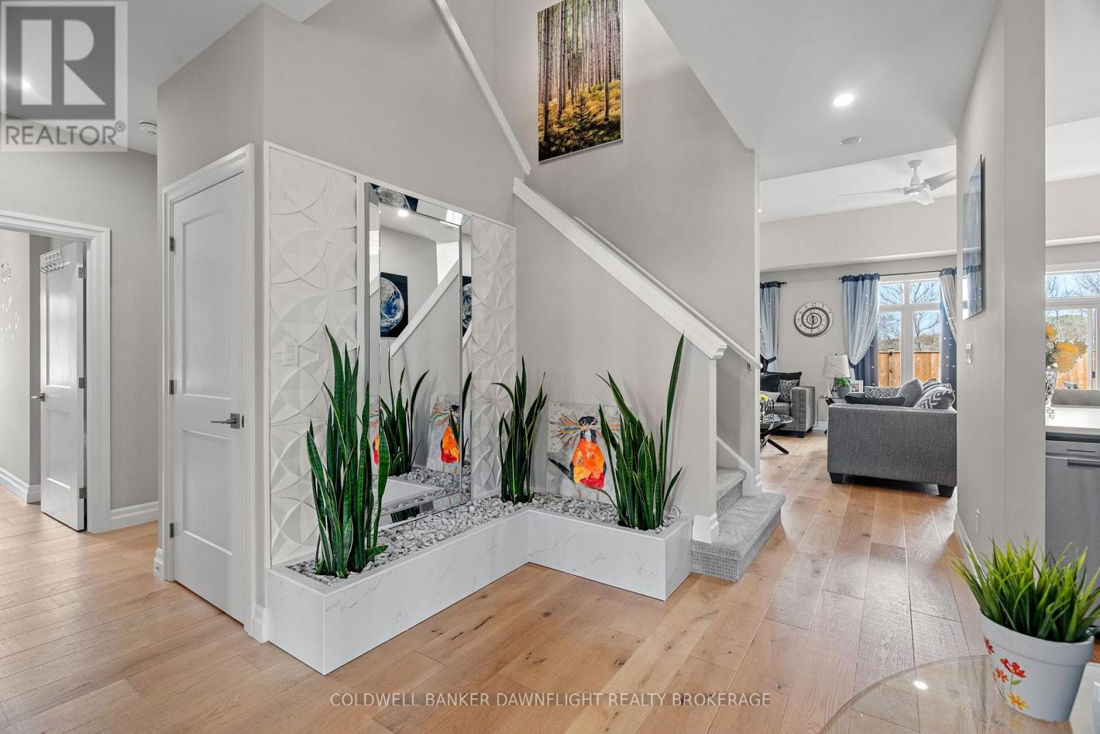 Photo 8 of 50 for 303 Hazelton Lane