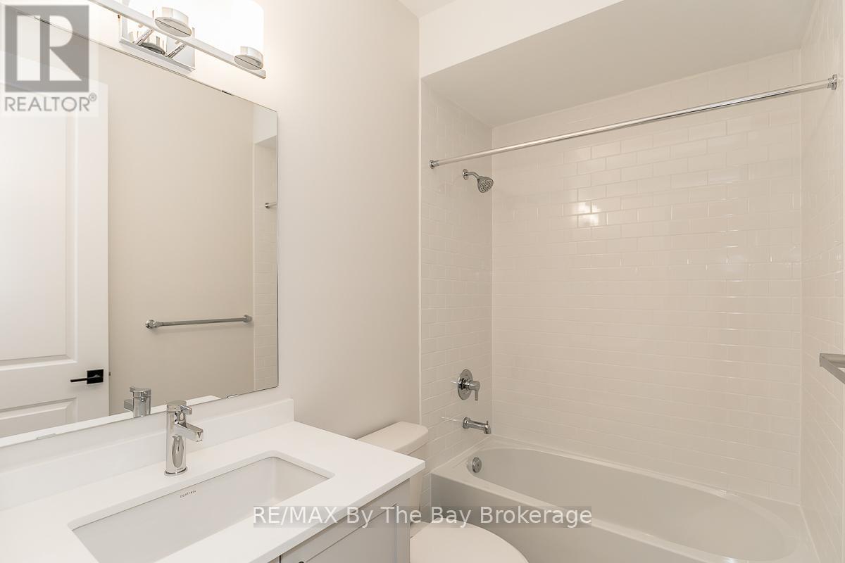 5 Rosanne Circle, Wasaga Beach, Ontario  L9Z 0N4 - Photo 22 - S12083621