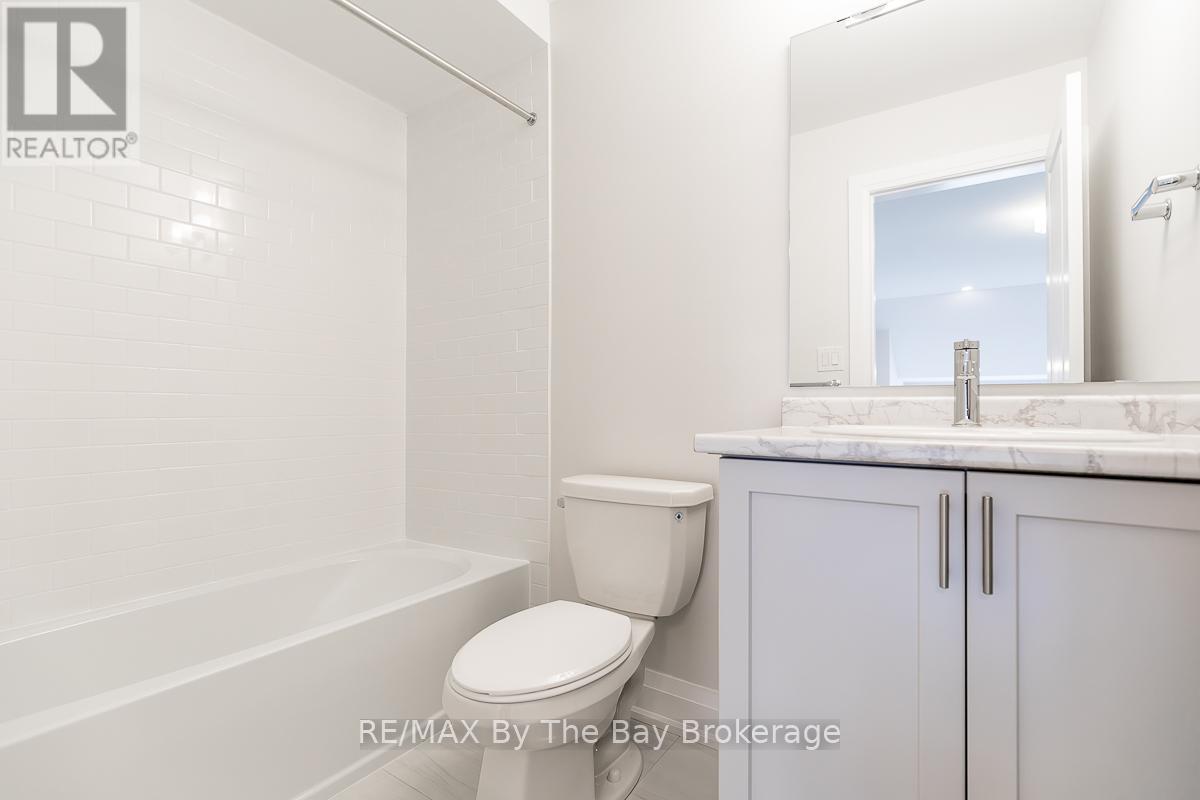 5 Rosanne Circle, Wasaga Beach, Ontario  L9Z 0N4 - Photo 30 - S12083621