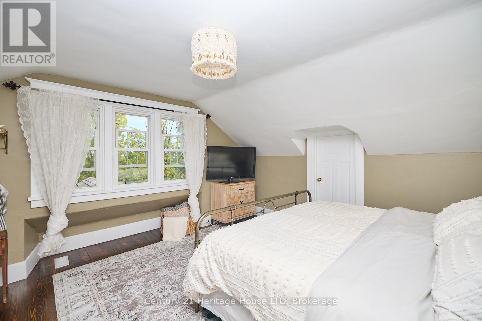 3426 King Street, Lincoln, Ontario  L0R 2C0 - Photo 26 - X12083571