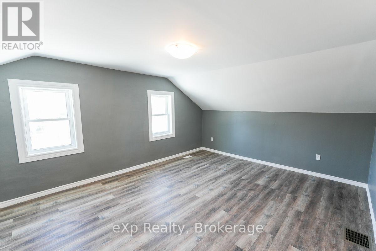 11 Absalom Street W, South Bruce, Ontario  N0G 2J0 - Photo 32 - X12083620