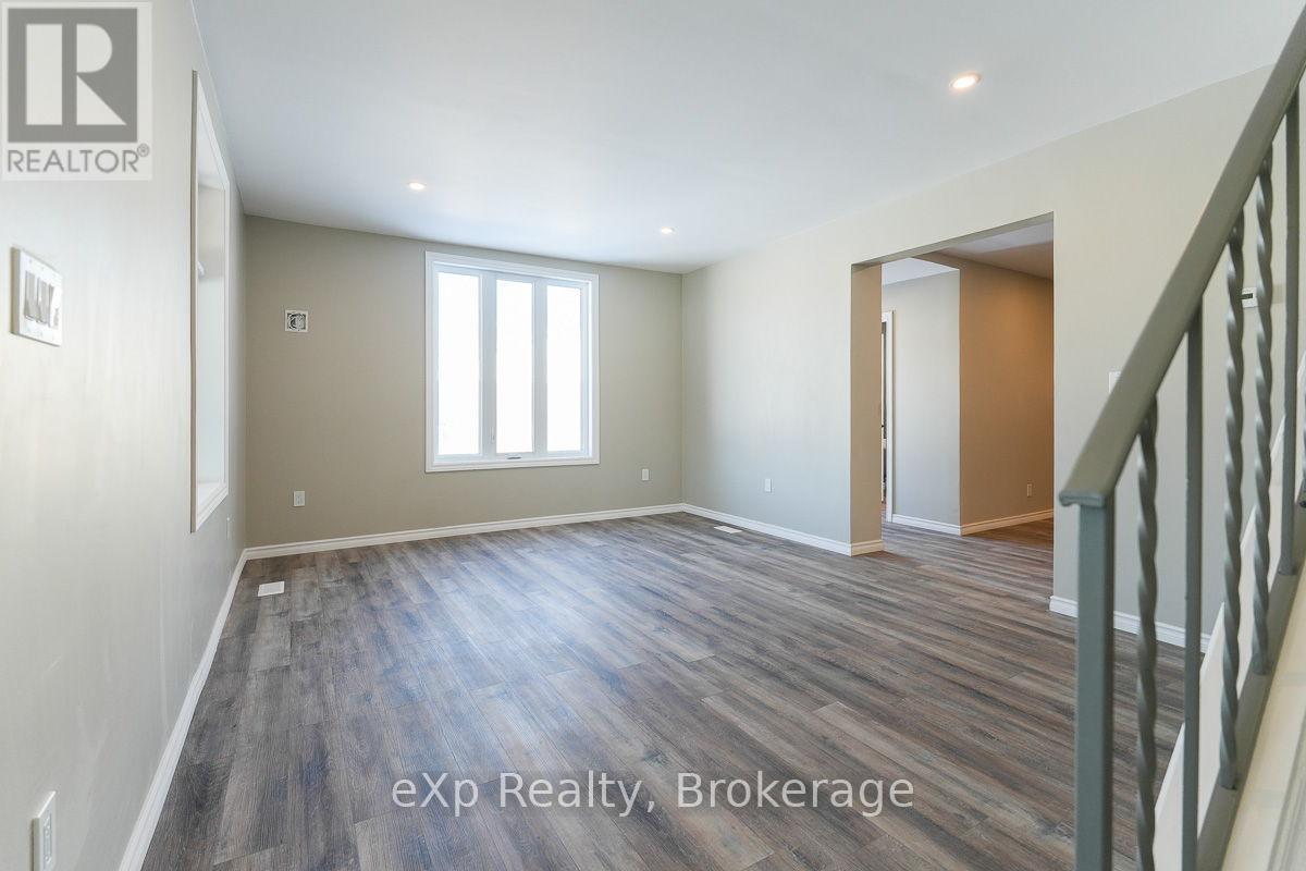 11 Absalom Street W, South Bruce, Ontario  N0G 2J0 - Photo 6 - X12083620