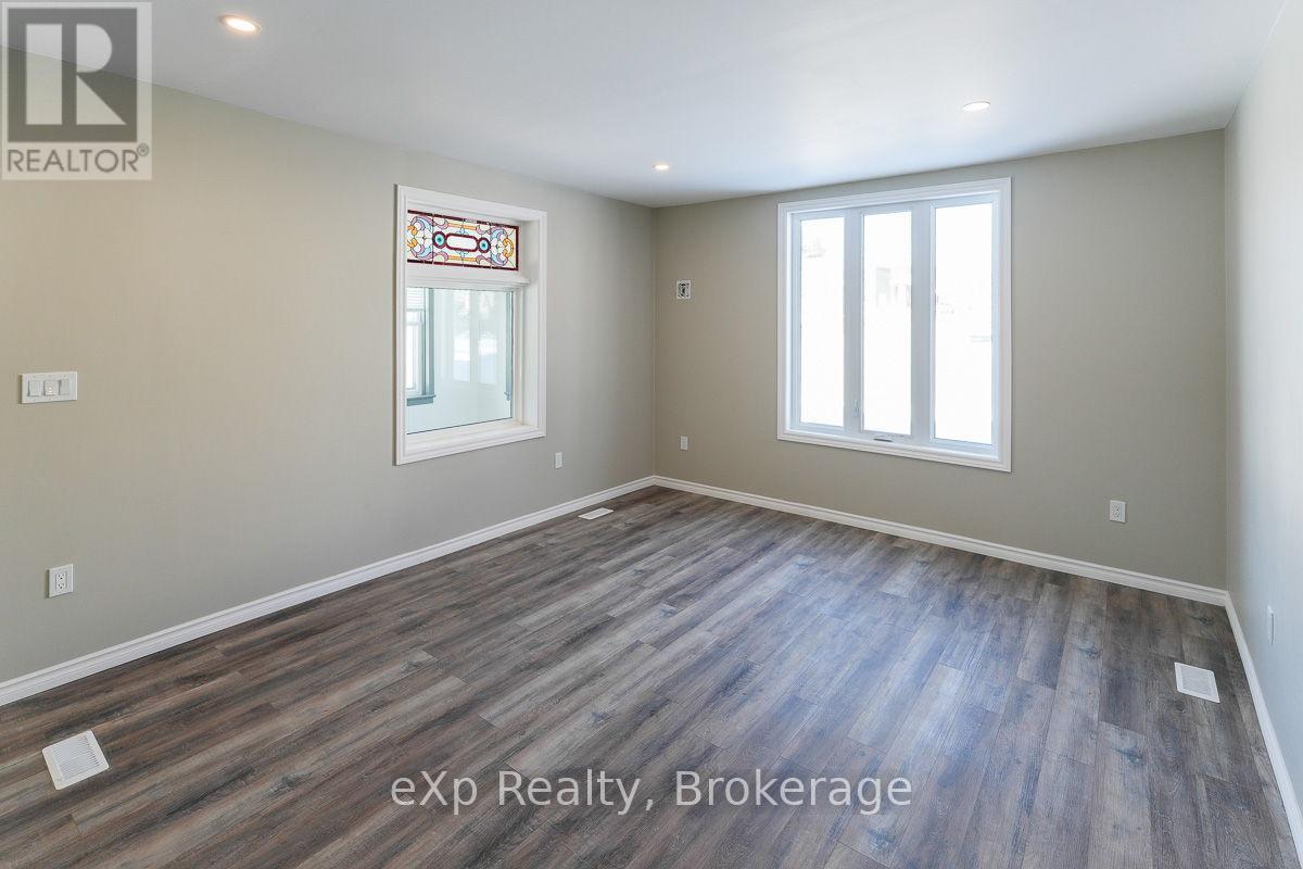 11 Absalom Street W, South Bruce, Ontario  N0G 2J0 - Photo 7 - X12083620