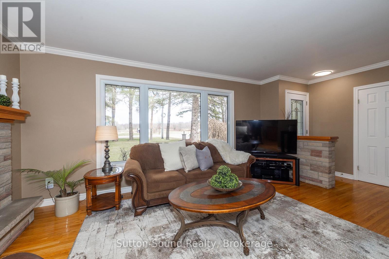 718462 Highway 6 Highway, Georgian Bluffs, Ontario  N4K 5N7 - Photo 19 - X12083724