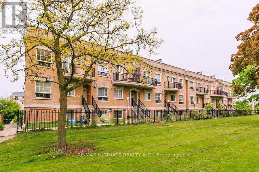 Property at 207 - 1785 EGLINTON AVENUE E image 3
