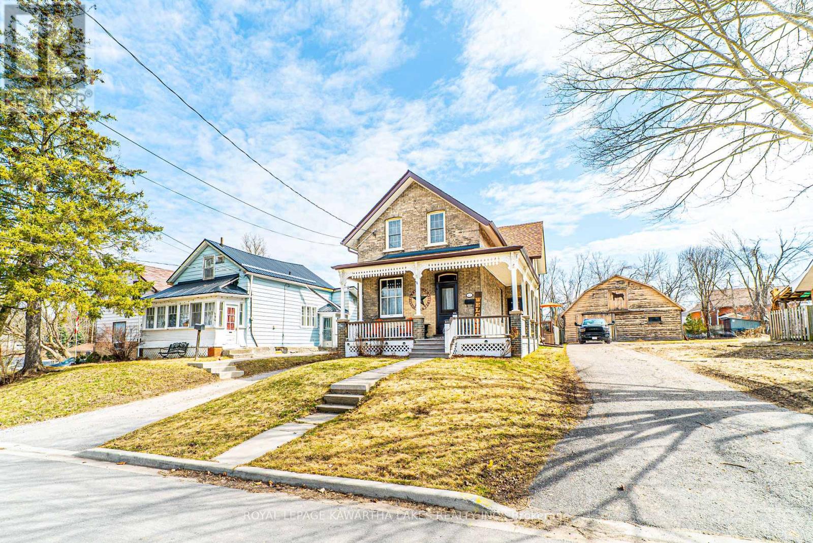 Property at 42 CAROLINE STREET image 3