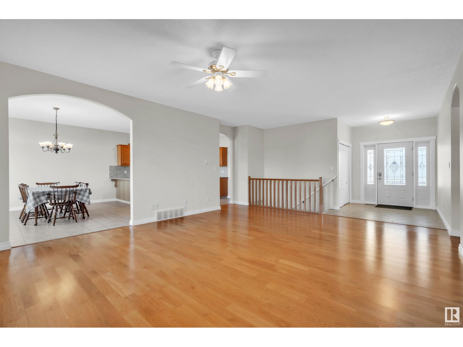 Property at 5010 Drake DR image 4