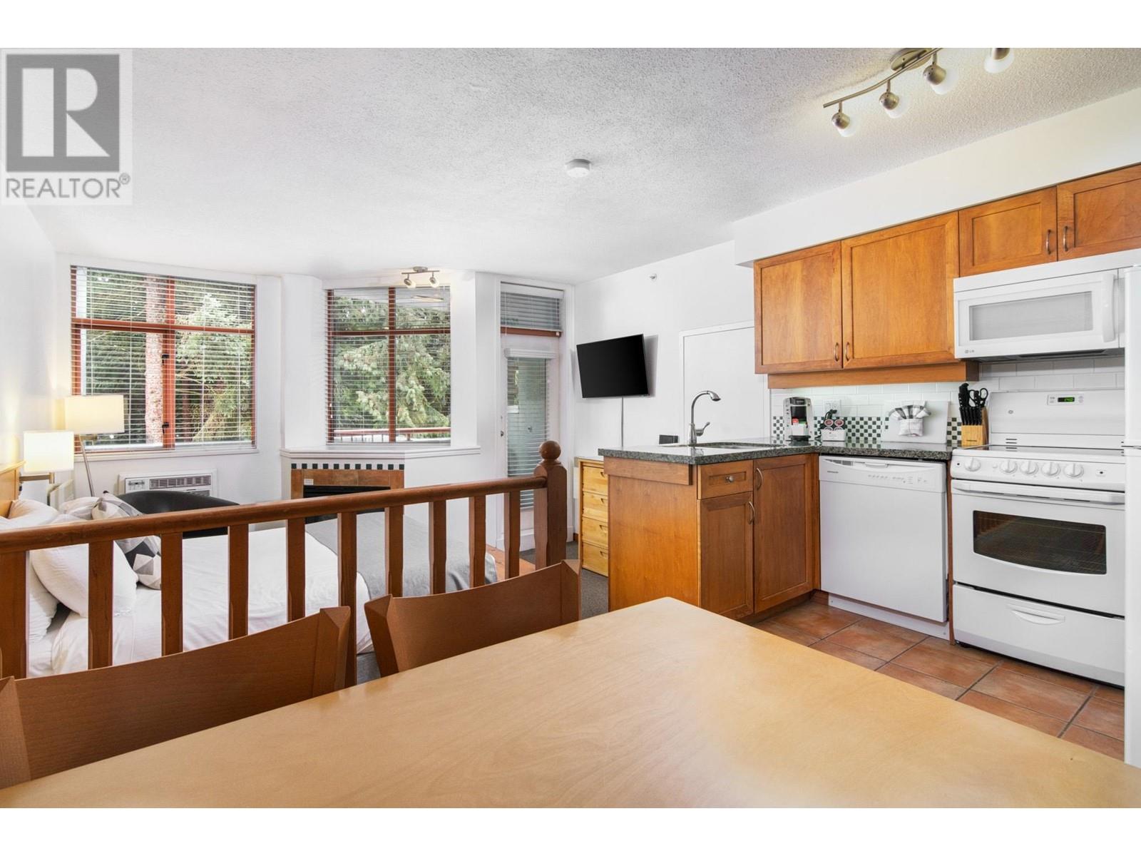 Property at 202 4369 MAIN STREET image 4
