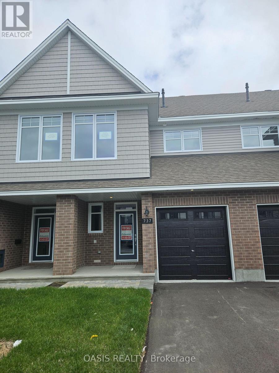 Property at 737 MAVERICK CRESCENT image 1