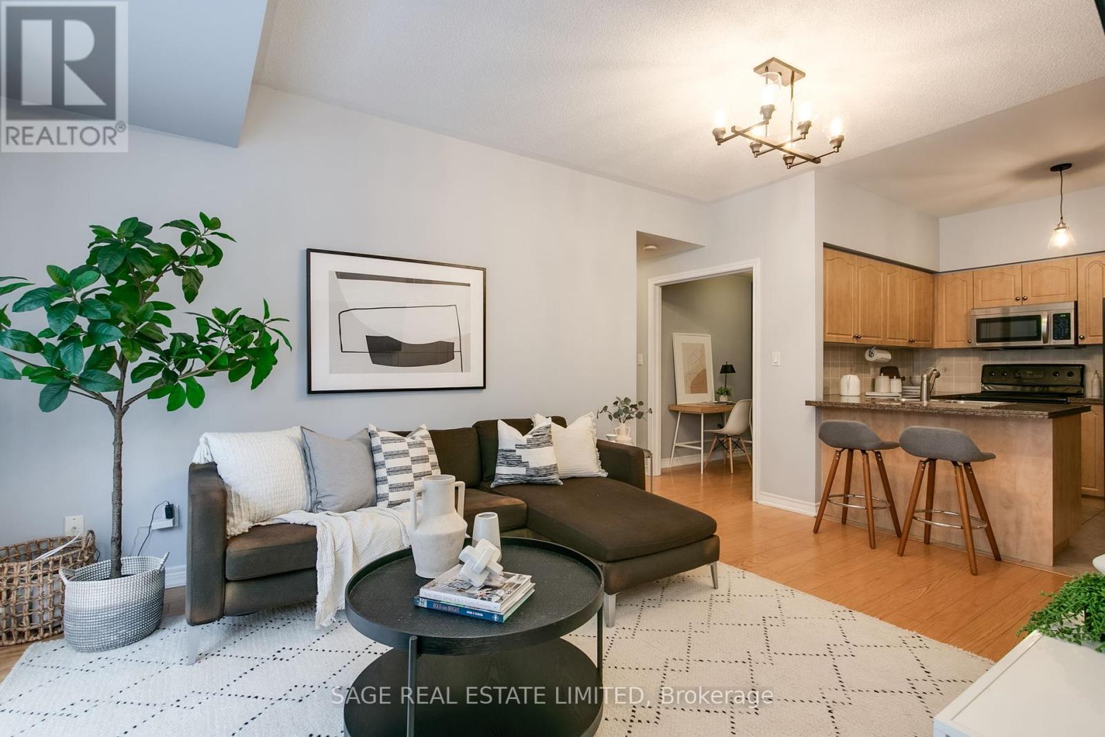 Property at 237 - 1837 EGLINTON AVENUE E image 5