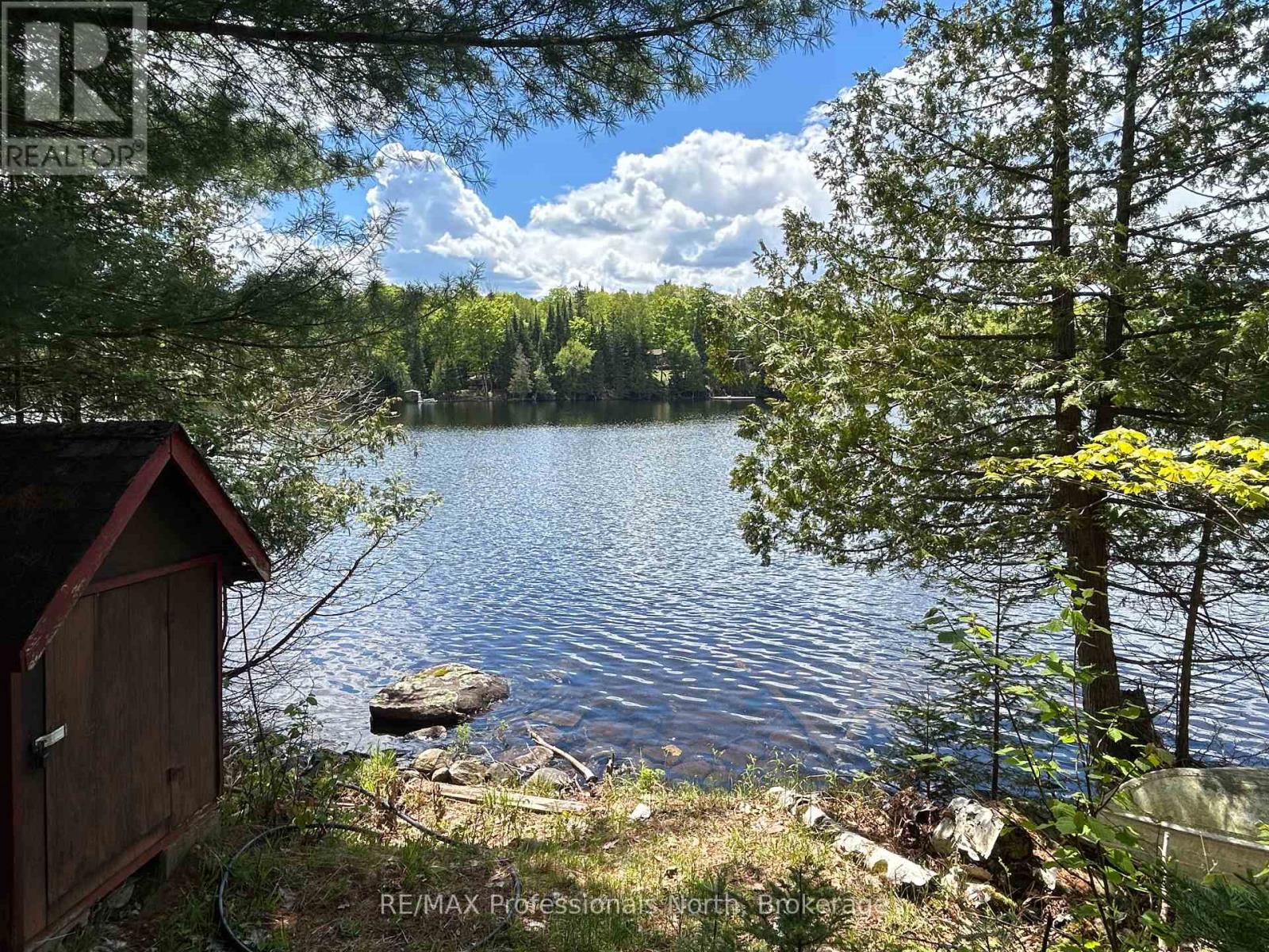 1202 Poverty Bay Trail, Minden Hills, Ontario  K0M 2K0 - Photo 3 - X12083783