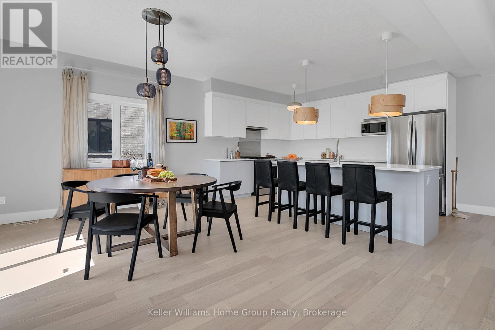 585 Doonwoods Crescent, Kitchener, Ontario  N0P 0E6 - Photo 9 - X12083819