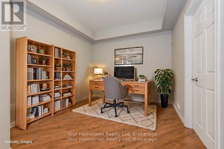 212 - 760 Woodhill Drive, Centre Wellington (Fergus), Ontario  N1M 3W5 - Photo 18 - X12083847