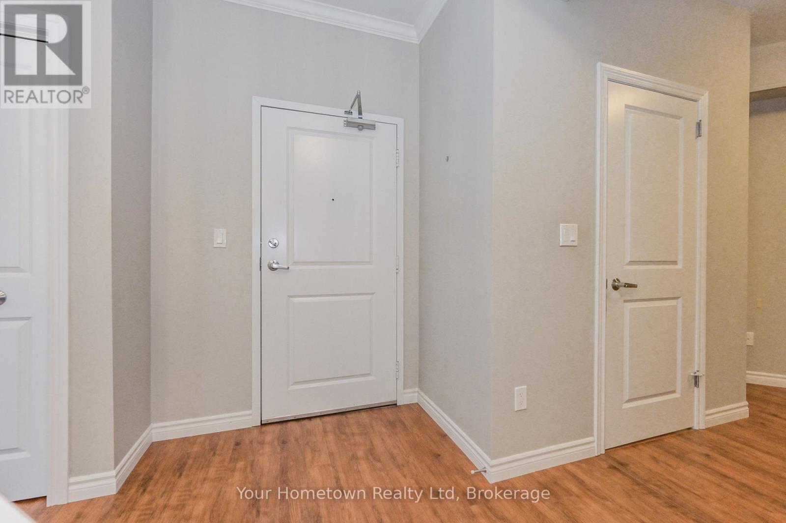 212 - 760 Woodhill Drive, Centre Wellington (Fergus), Ontario  N1M 3W5 - Photo 31 - X12083847