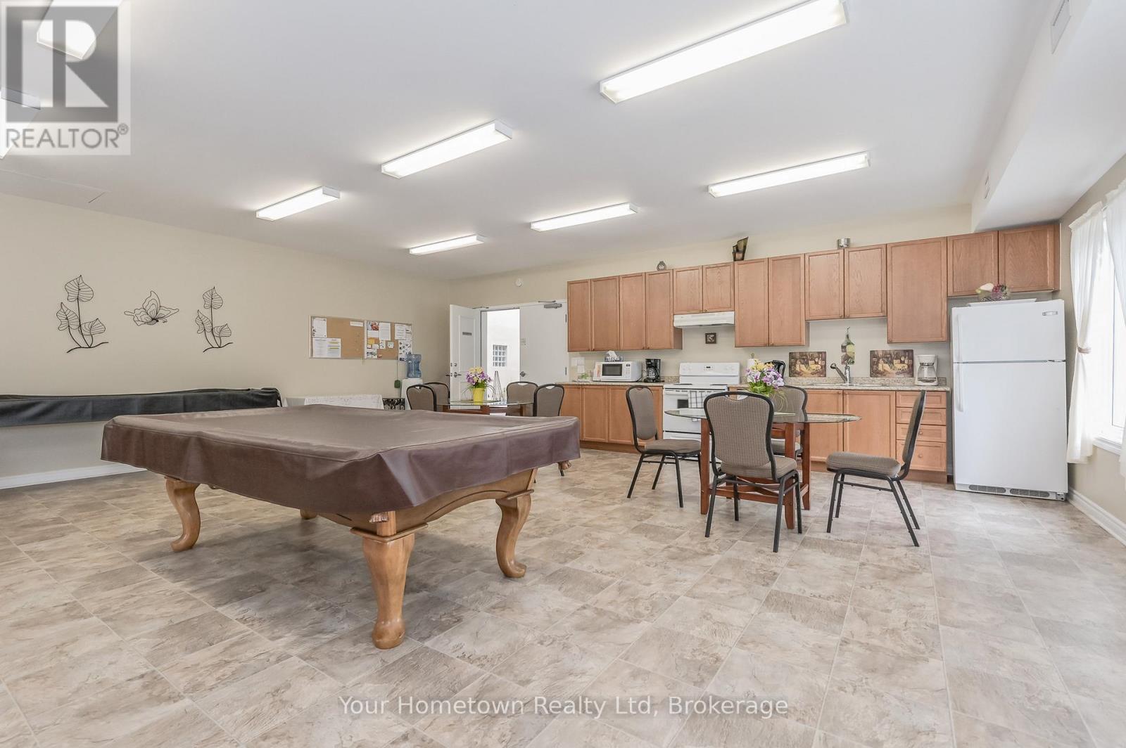212 - 760 Woodhill Drive, Centre Wellington (Fergus), Ontario  N1M 3W5 - Photo 36 - X12083847