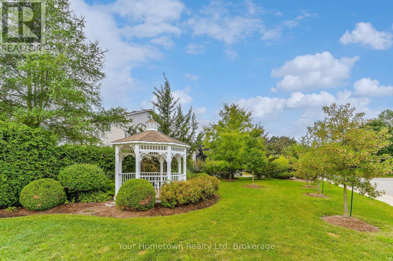 212 - 760 Woodhill Drive, Centre Wellington (Fergus), Ontario  N1M 3W5 - Photo 37 - X12083847