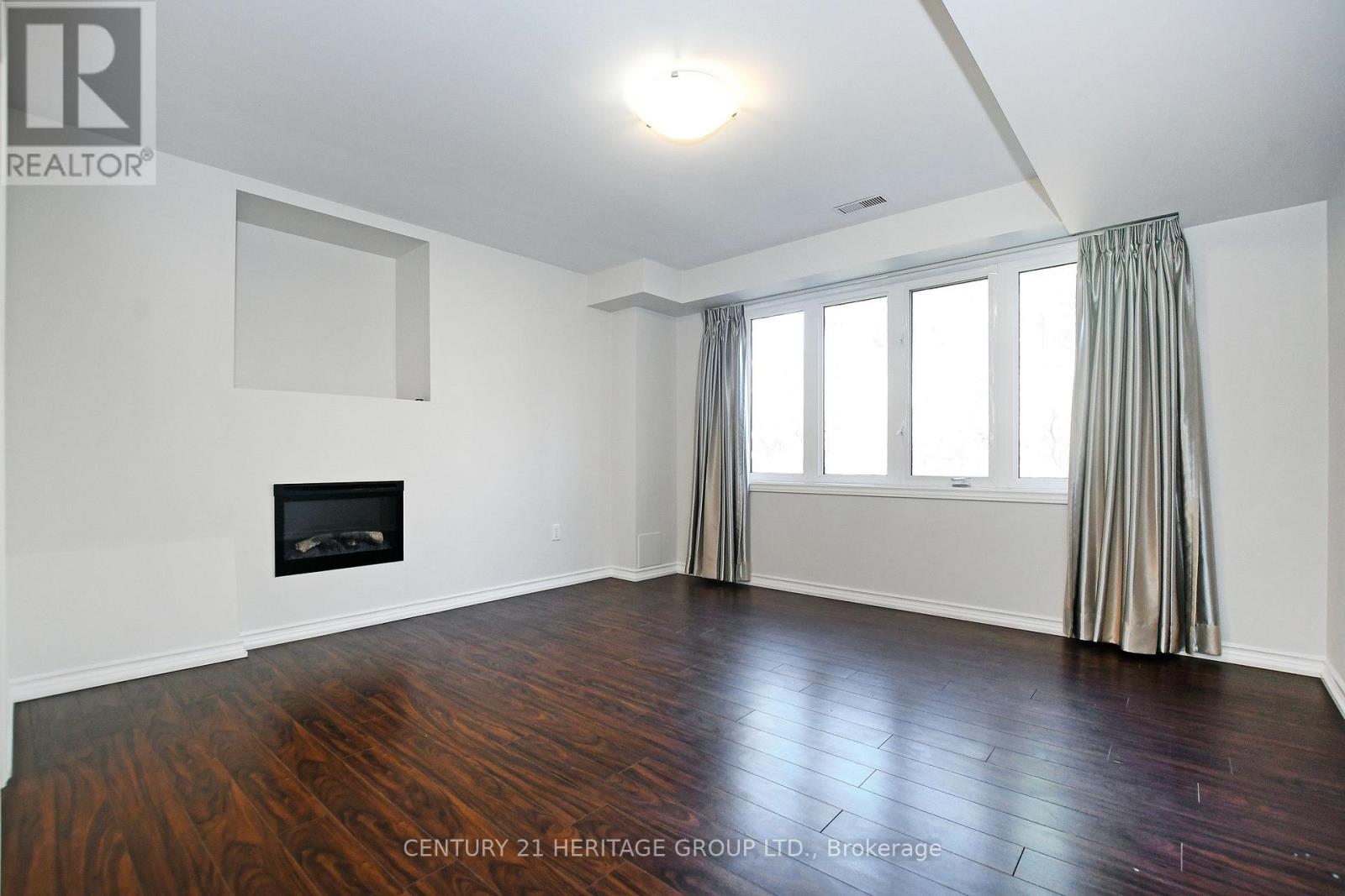 Lower Level - 170 Art West Avenue, Newmarket (Woodland Hill), Ontario  L3X 0C1 - Photo 5 - N12083601