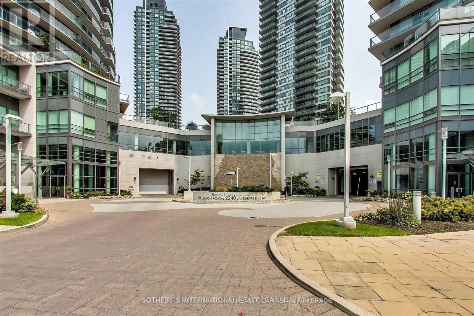 2007 - 15 Legion Road, Toronto, Ontario  M8V 0A9 - Photo 1 - W12083593