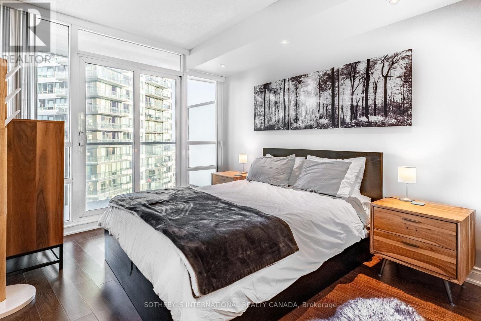 2007 - 15 Legion Road, Toronto, Ontario  M8V 0A9 - Photo 16 - W12083593