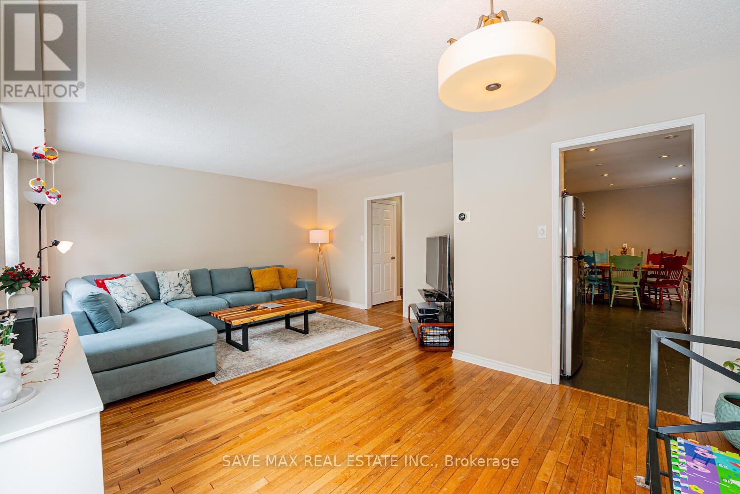 3154 Bracknell Crescent, Mississauga, Ontario  L5N 4W3 - Photo 11 - W12083628