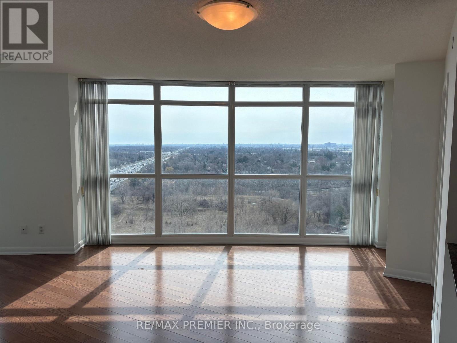 1904 - 215 SHERWAY GARDENS ROAD, Toronto, Ontario
