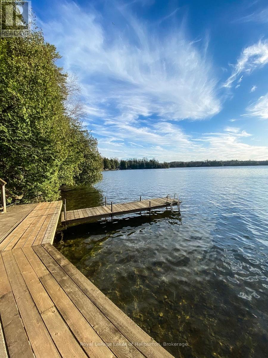 95 Sunset Beach Road, Kawartha Lakes, Ontario  K0M 2B0 - Photo 4 - X12021306
