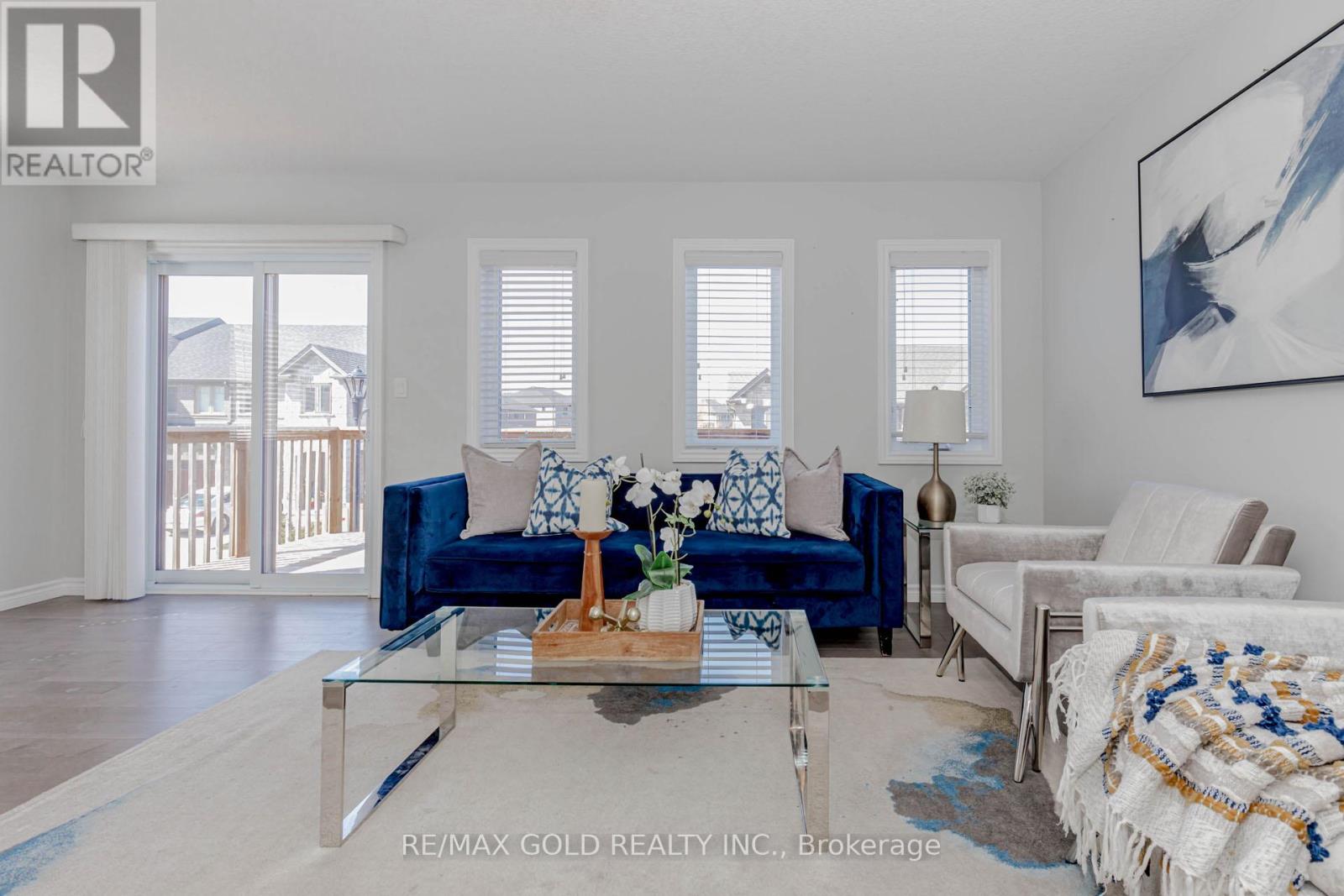 133 Hollybrook Trail, Kitchener, Ontario  N2R 0P1 - Photo 19 - X12083643