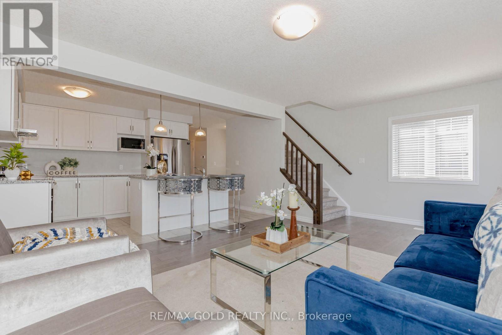 133 Hollybrook Trail, Kitchener, Ontario  N2R 0P1 - Photo 20 - X12083643