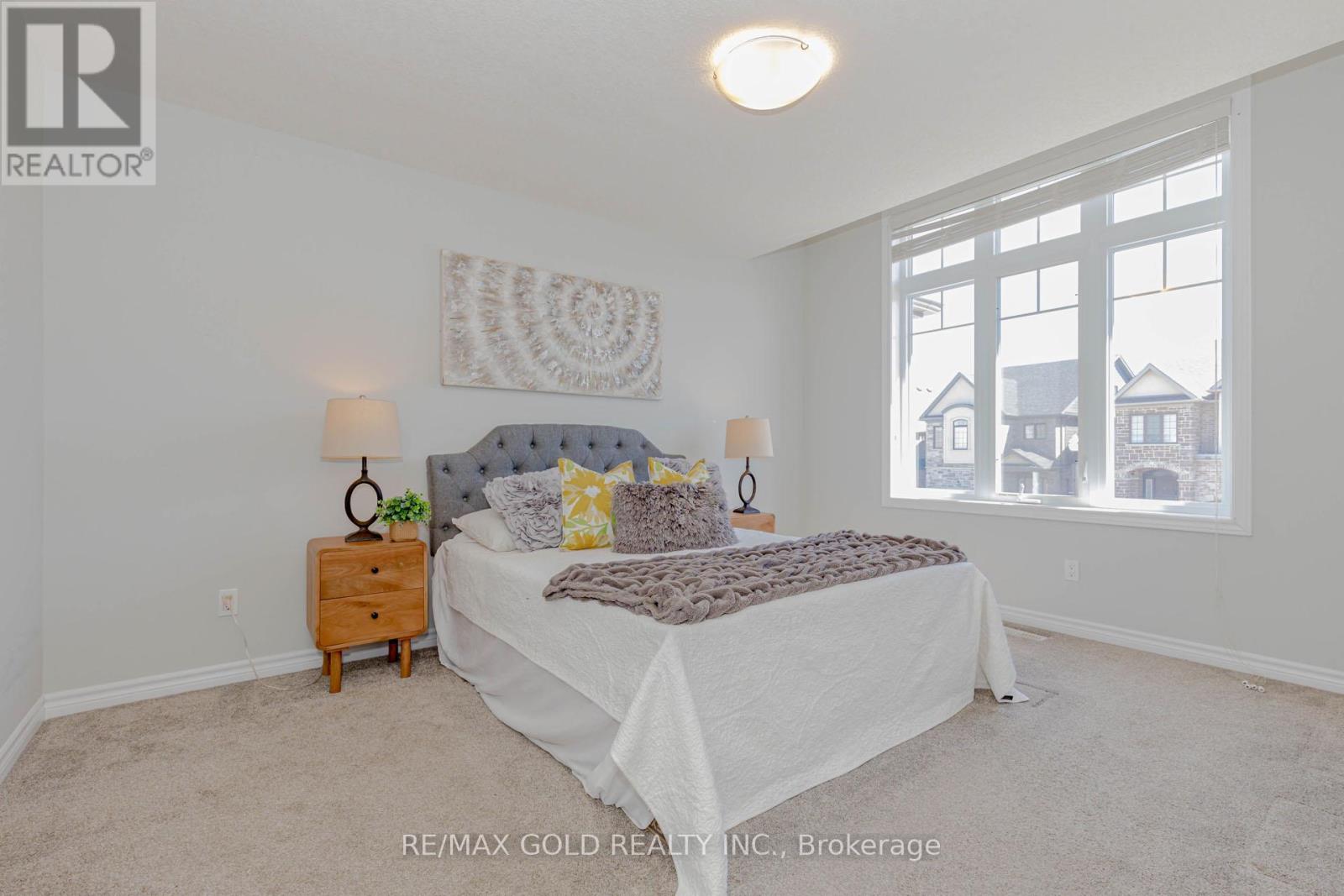 133 Hollybrook Trail, Kitchener, Ontario  N2R 0P1 - Photo 29 - X12083643