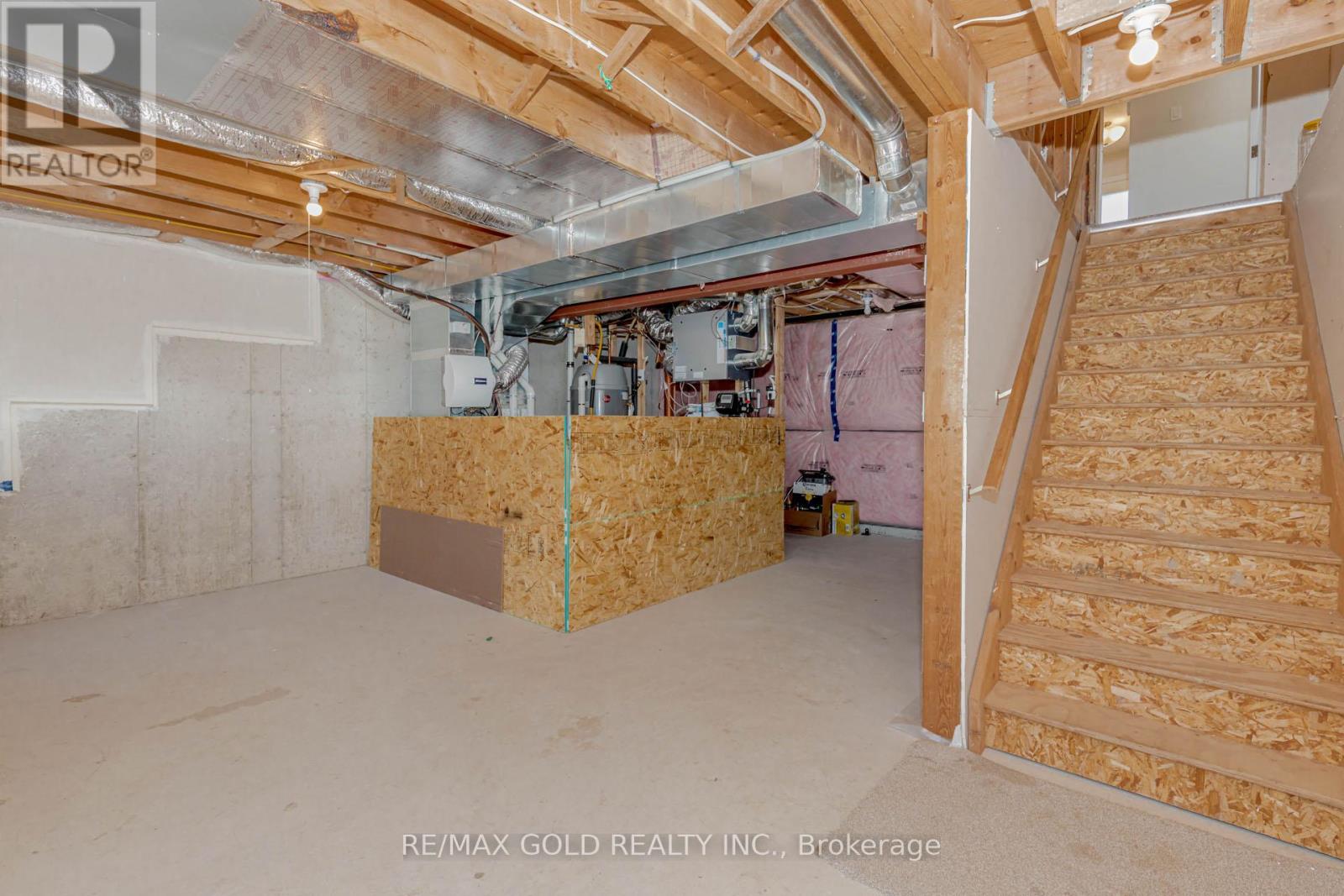 133 Hollybrook Trail, Kitchener, Ontario  N2R 0P1 - Photo 46 - X12083643