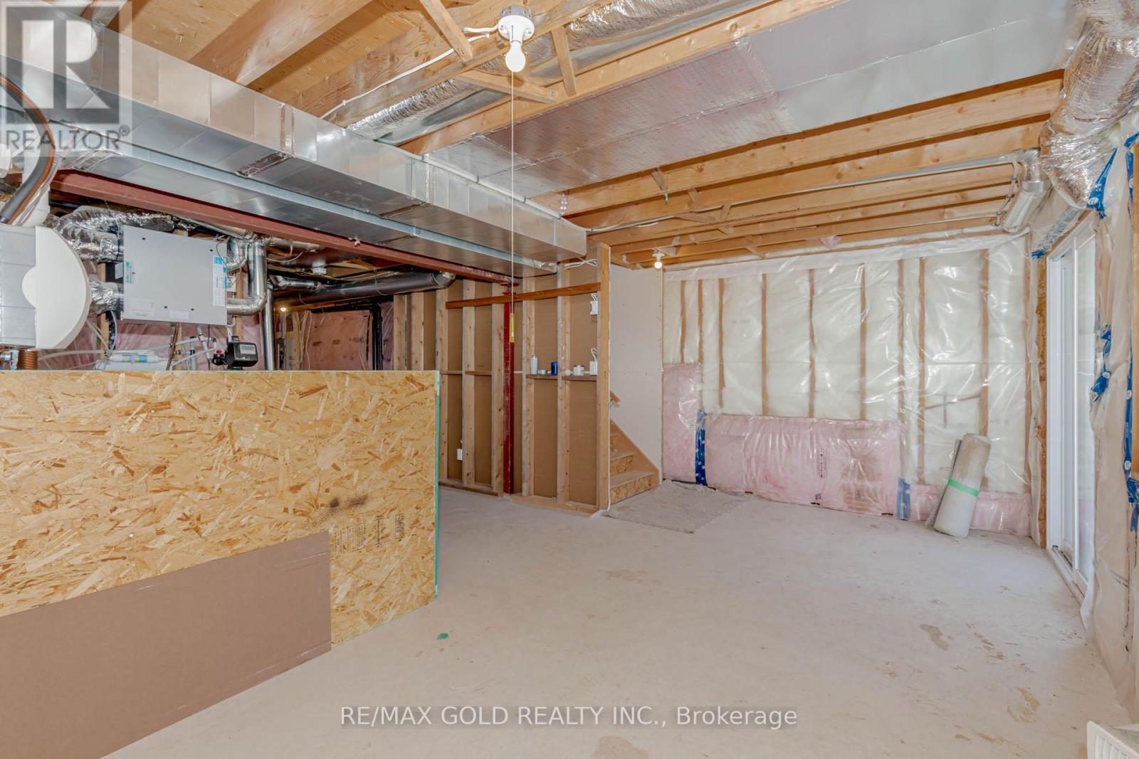 133 Hollybrook Trail, Kitchener, Ontario  N2R 0P1 - Photo 47 - X12083643