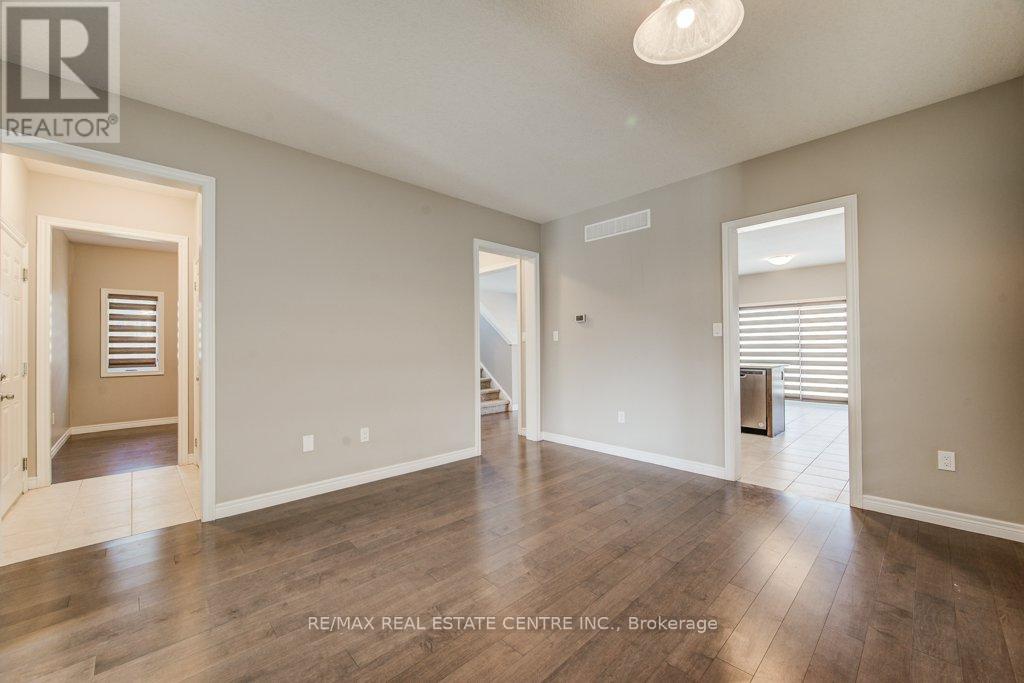 23 Harrington Road N, Guelph, Ontario  N1E 0S1 - Photo 10 - X12083662