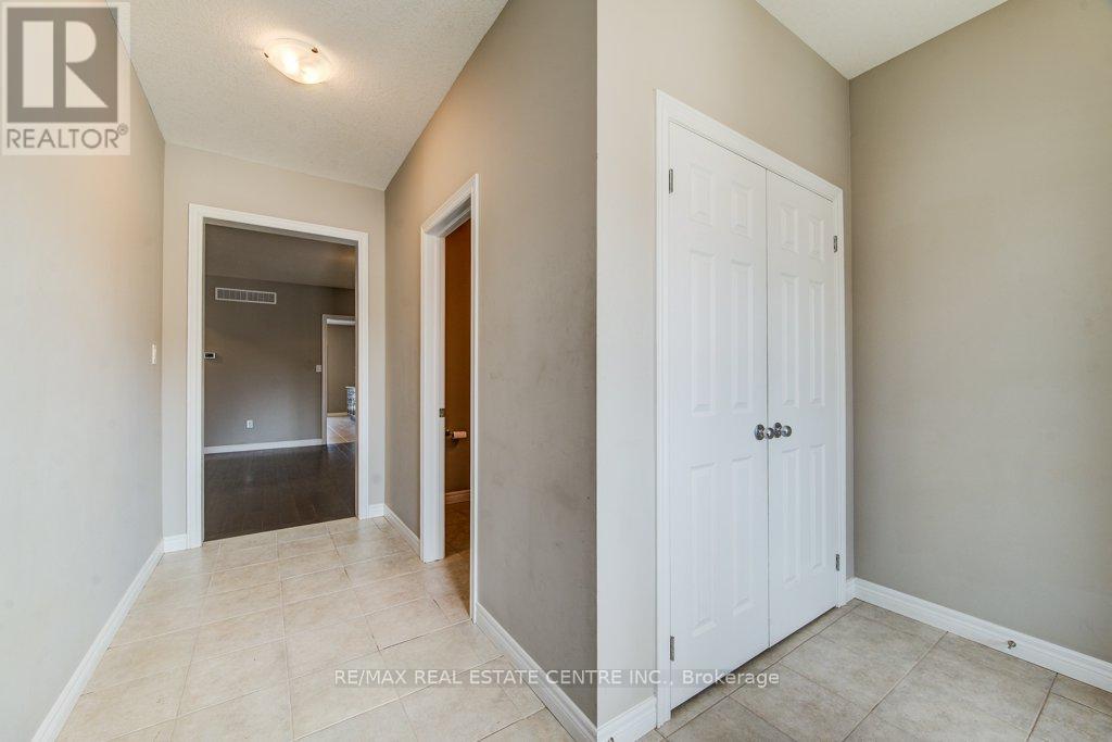 23 Harrington Road N, Guelph, Ontario  N1E 0S1 - Photo 7 - X12083662