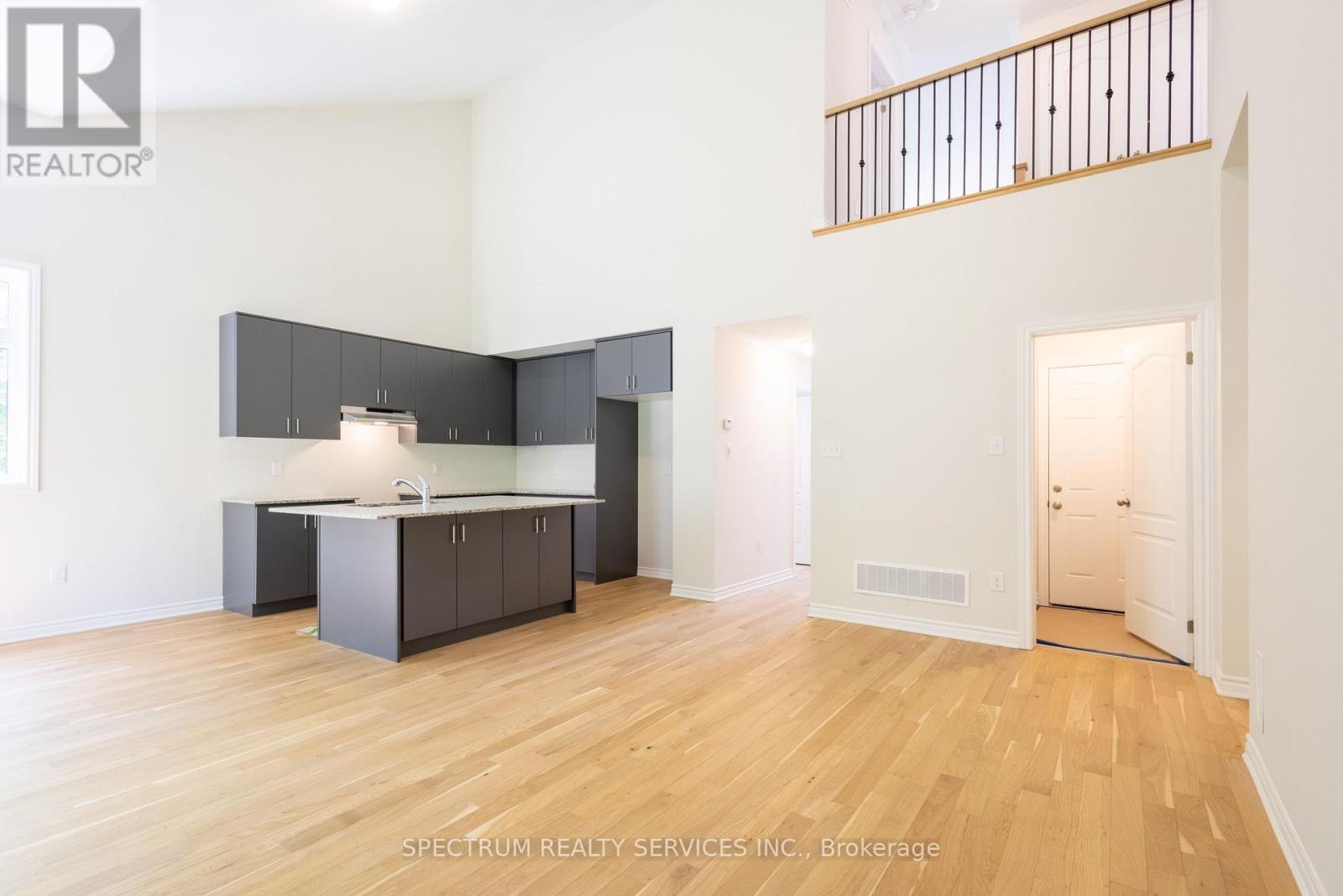 135 Marina Village Drive, Georgian Bay, Ontario  L0K 1S0 - Photo 11 - X12083668