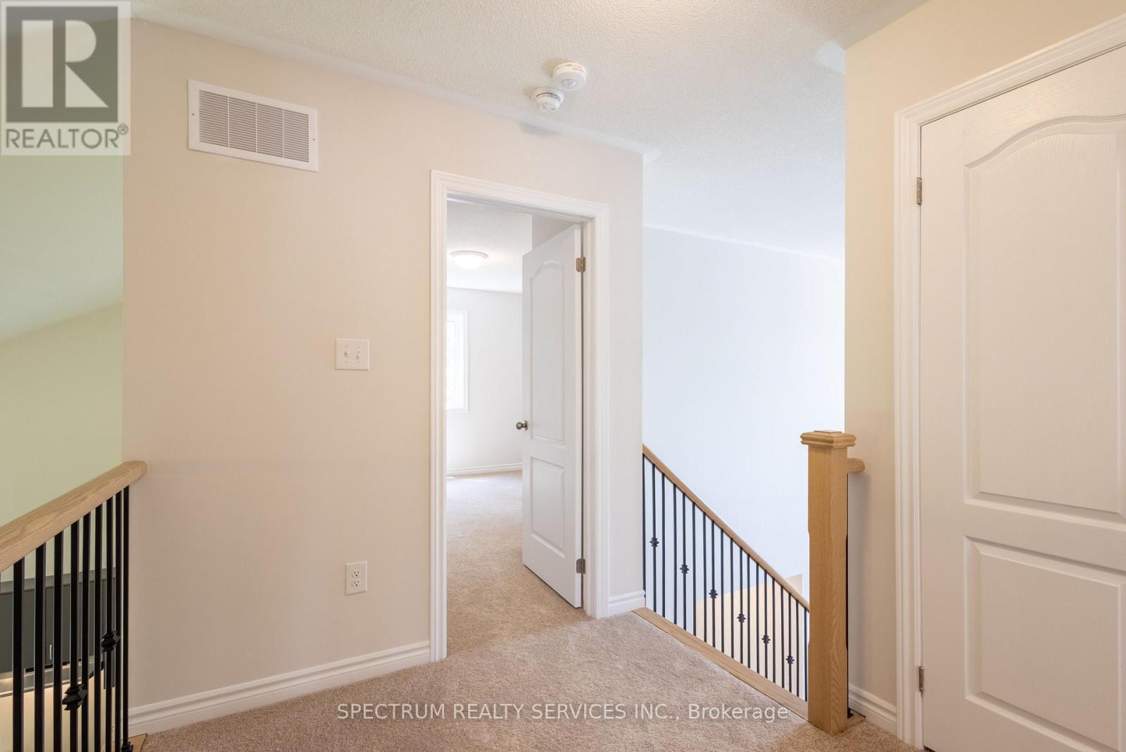 135 Marina Village Drive, Georgian Bay, Ontario  L0K 1S0 - Photo 25 - X12083668