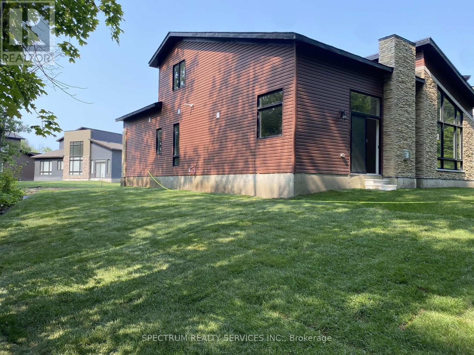 135 Marina Village Drive, Georgian Bay, Ontario  L0K 1S0 - Photo 38 - X12083668