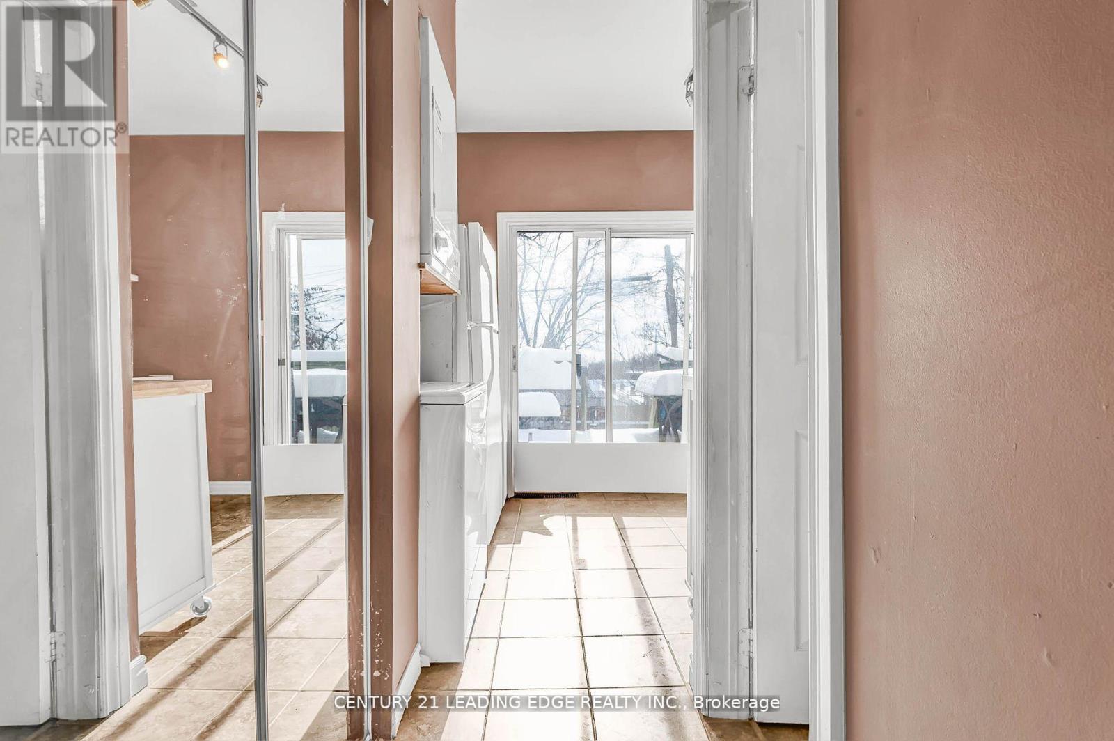 7 Hunter Street, Toronto, Ontario  M4J 1C1 - Photo 9 - E12083737