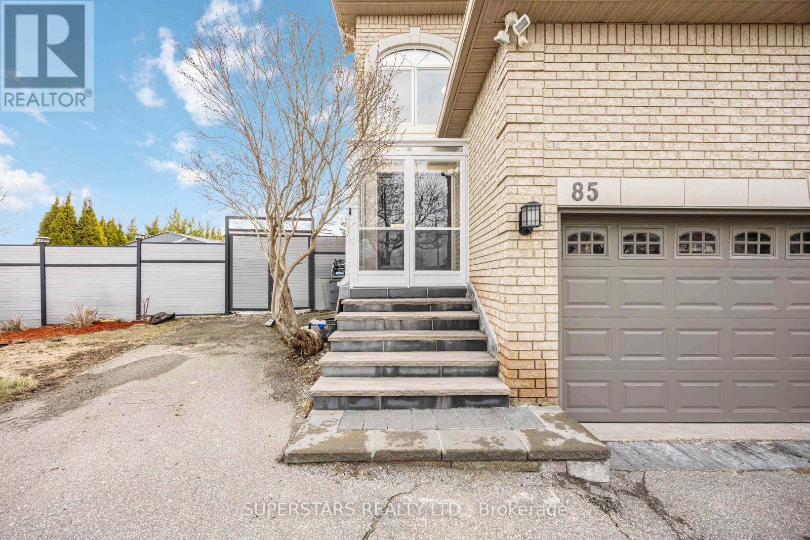 85 Queensway Drive, Richmond Hill, Ontario  L4S 1R9 - Photo 39 - N12083687