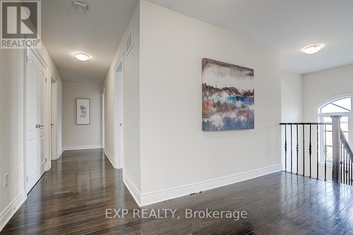 116 Dunlop Street, Richmond Hill, Ontario  L4C 0X1 - Photo 18 - N12083692