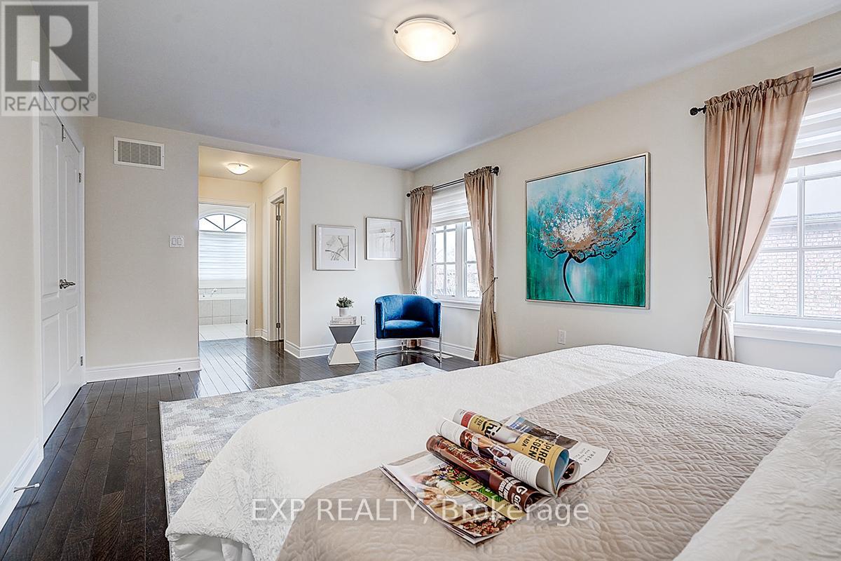 116 Dunlop Street, Richmond Hill, Ontario  L4C 0X1 - Photo 21 - N12083692