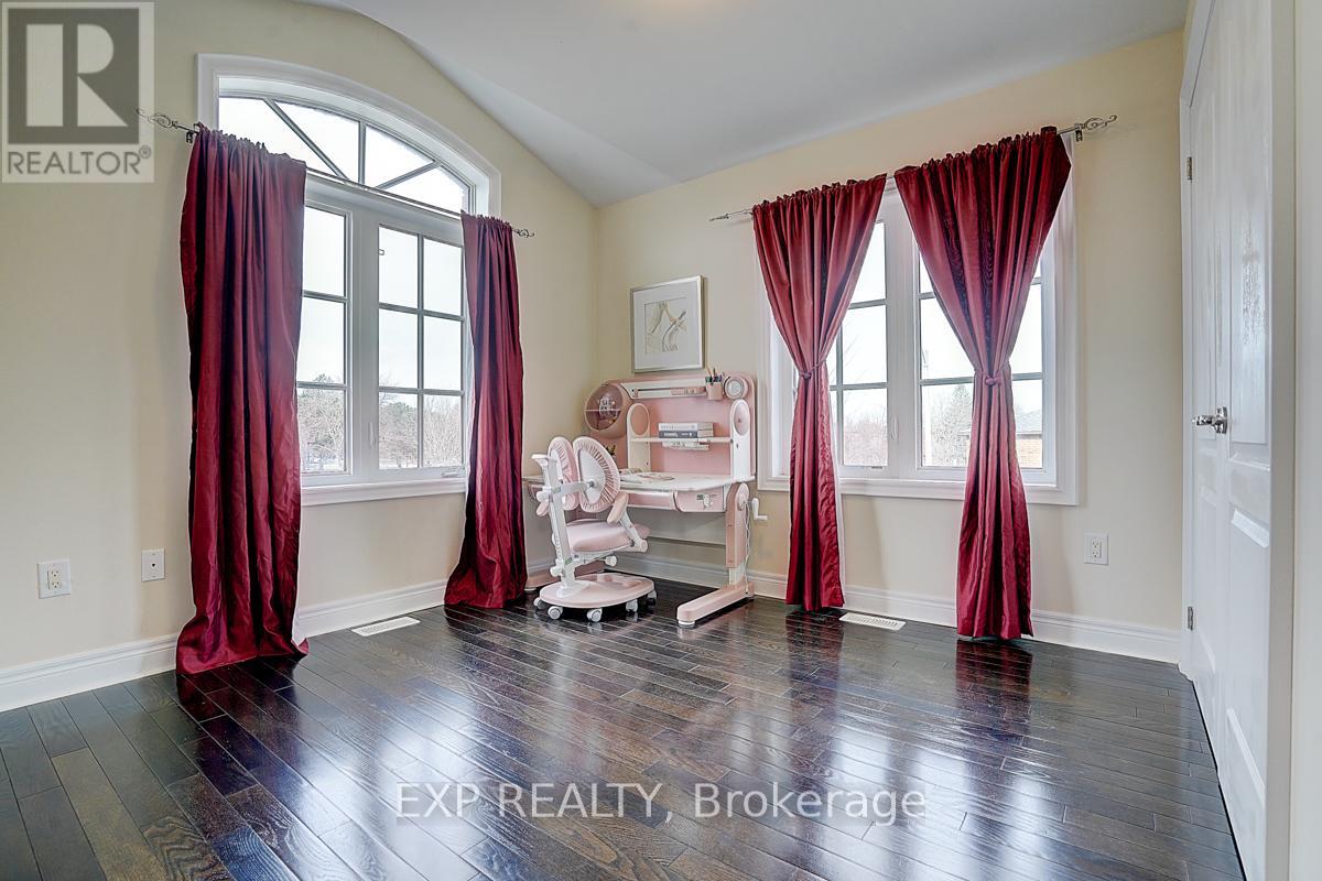 116 Dunlop Street, Richmond Hill, Ontario  L4C 0X1 - Photo 24 - N12083692