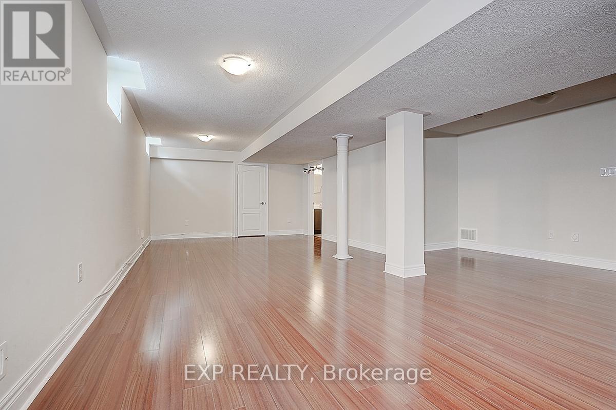 116 Dunlop Street, Richmond Hill, Ontario  L4C 0X1 - Photo 32 - N12083692