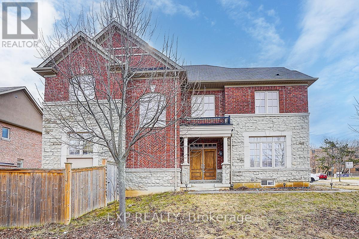 116 Dunlop Street, Richmond Hill, Ontario  L4C 0X1 - Photo 39 - N12083692