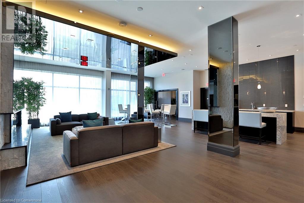 Property at 65 SPEERS Road Unit# PH3 image 2