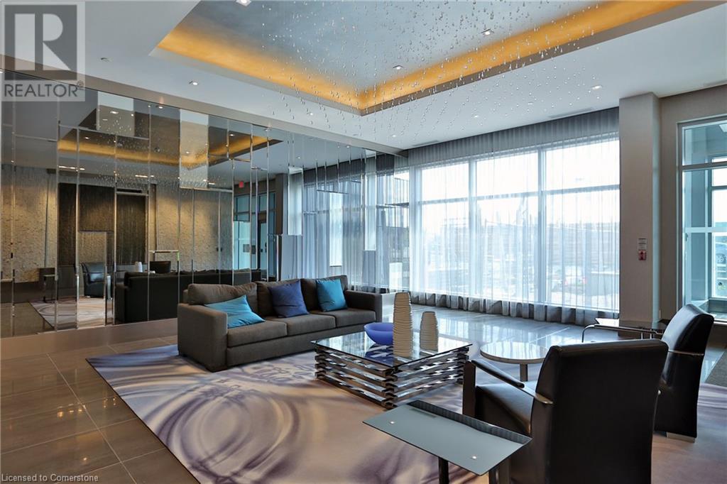 Property at 65 SPEERS Road Unit# PH3 image 3