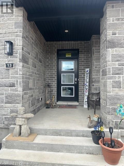 Property at 13 ERIE Court image 3