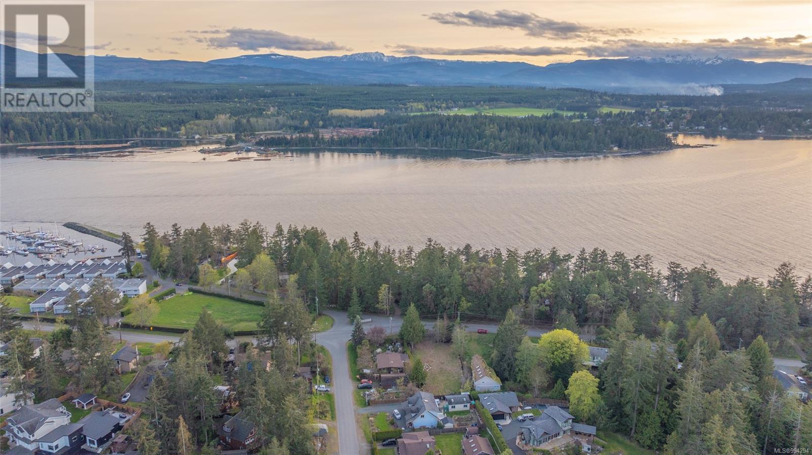 1530 Marina Way, Nanoose Bay, British Columbia  V9P 9B6 - Photo 2 - 994294
