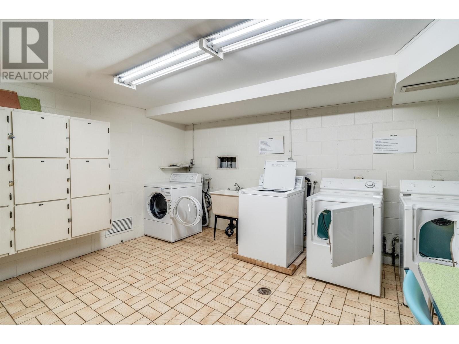 104 327 Ninth Street, New Westminster, British Columbia  V3M 3V8 - Photo 24 - R2990039