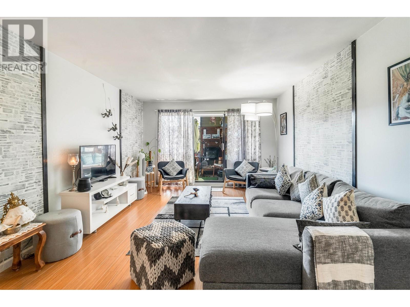 104 327 Ninth Street, New Westminster, British Columbia  V3M 3V8 - Photo 21 - R2990039
